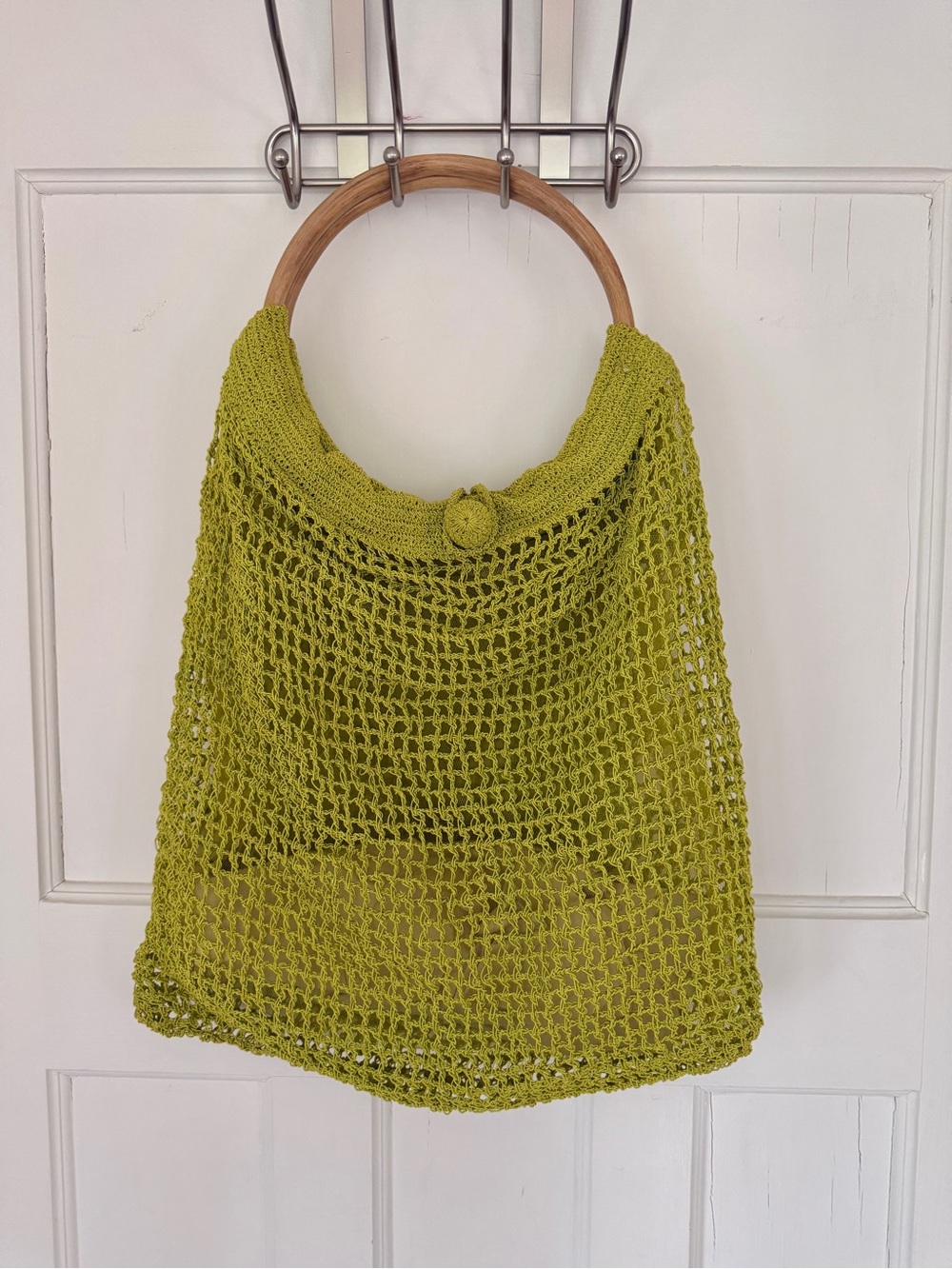 Like New🌸 Lime Crochet Market Bag with Wooden Handles